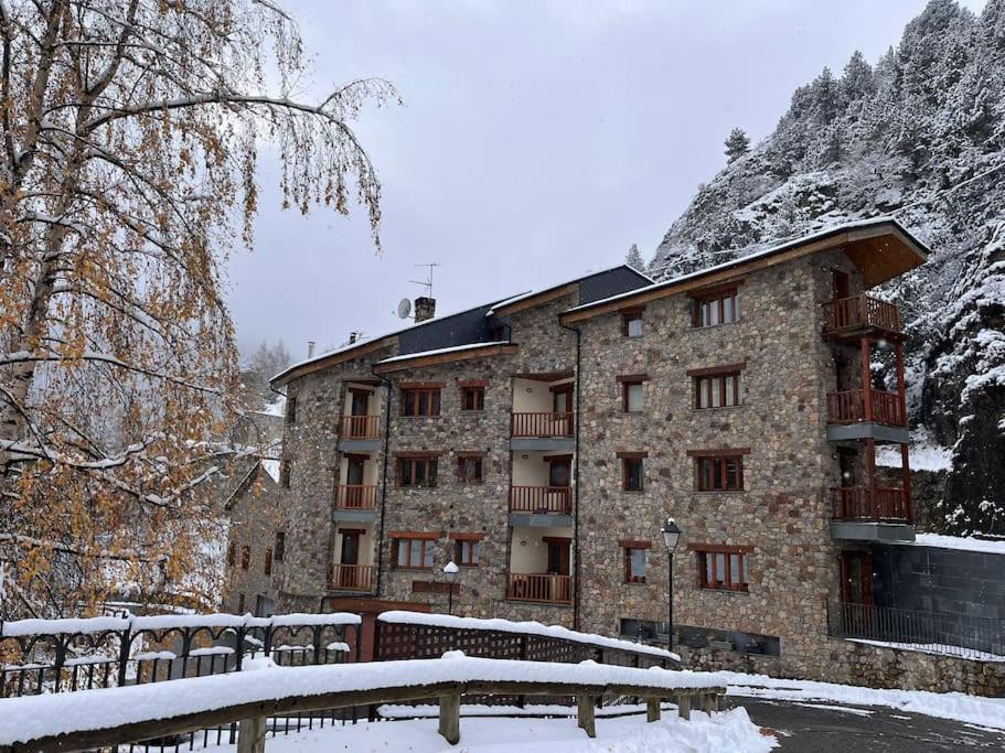 R Valle De Incles-Grandvalira Free Parking Canillo Esterno foto